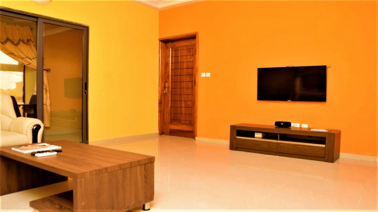 Villa Beach Avepozo Lomé Exterior photo
